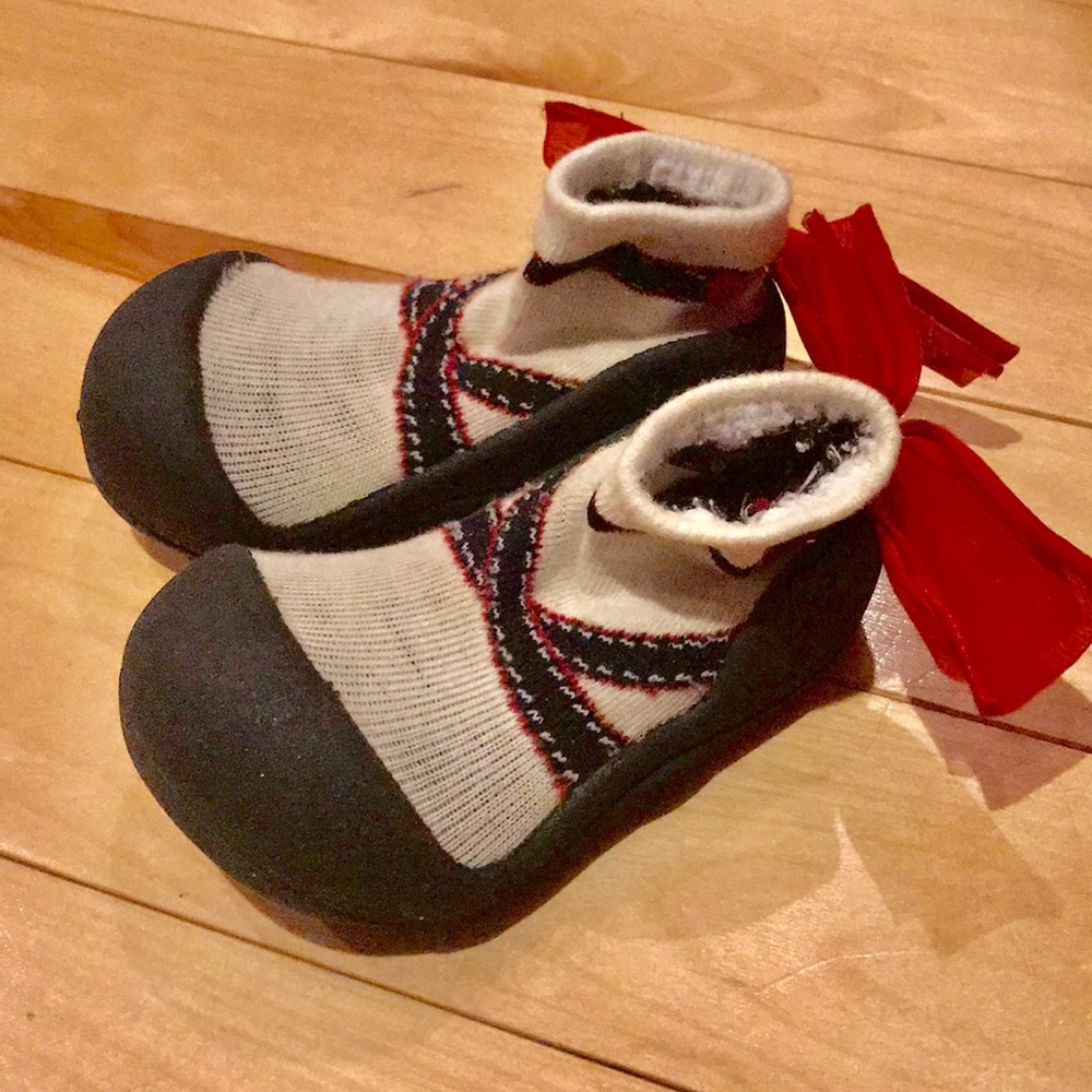 Attipas baby/toddler shoes